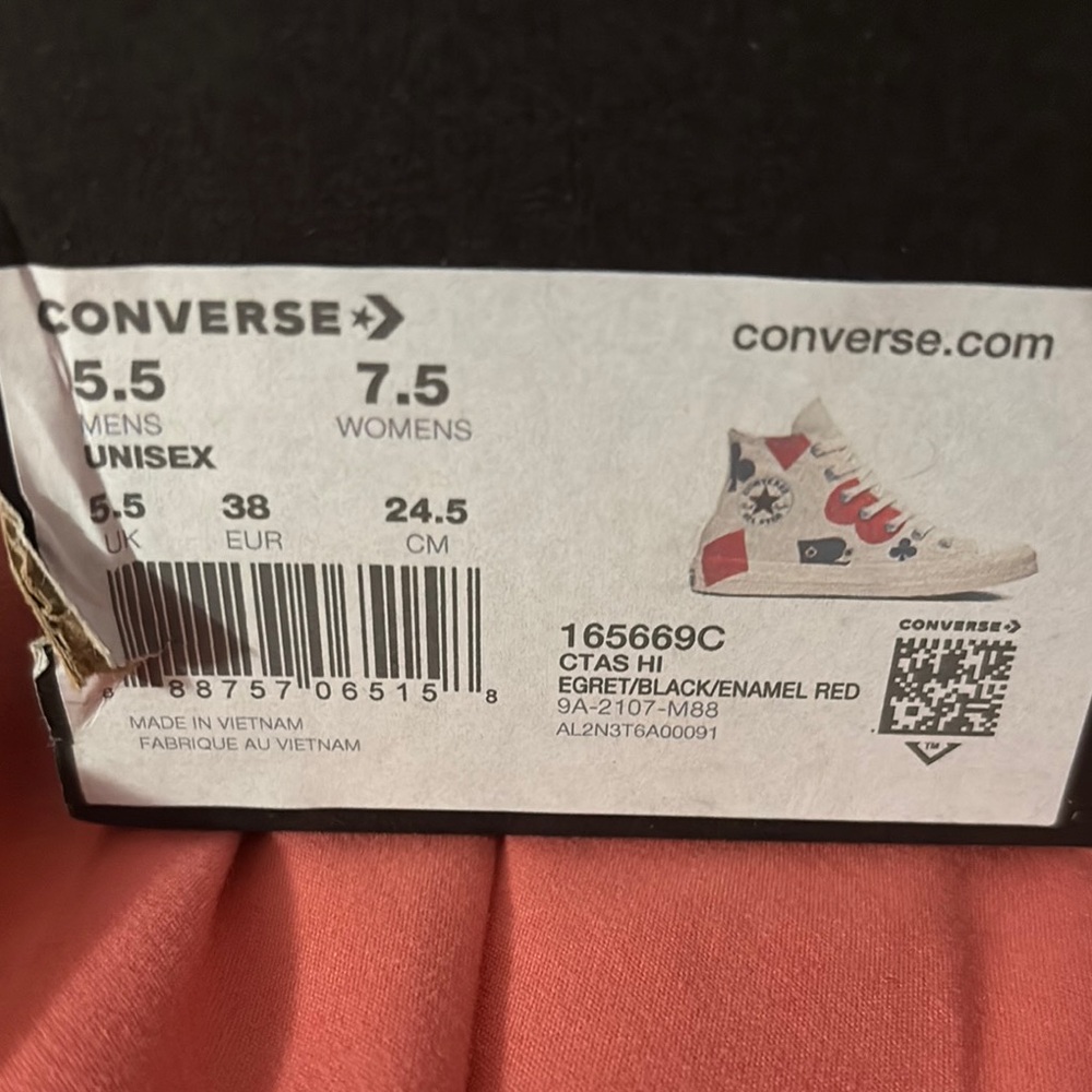 Converse Women's High-Top Sneakers - Red and Black